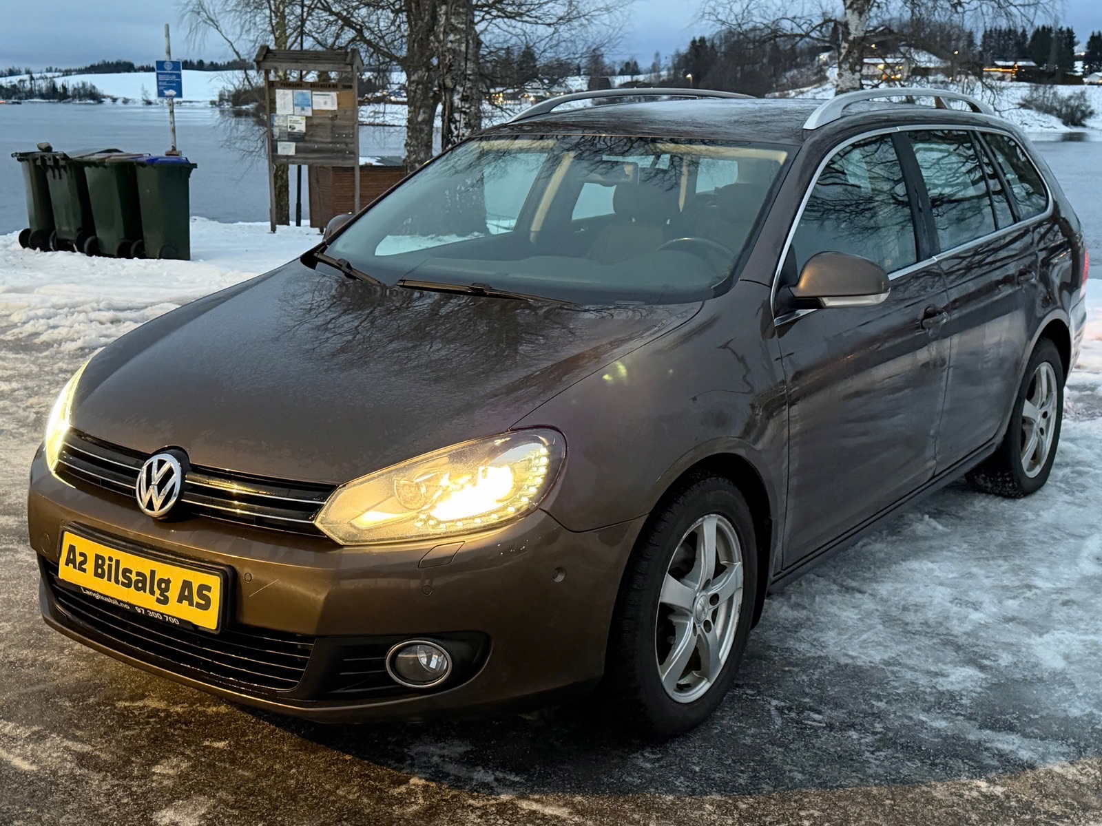 Volkswagen Golf Stasjonsvogn – Automat – Praktisk og komfortabel leiebil